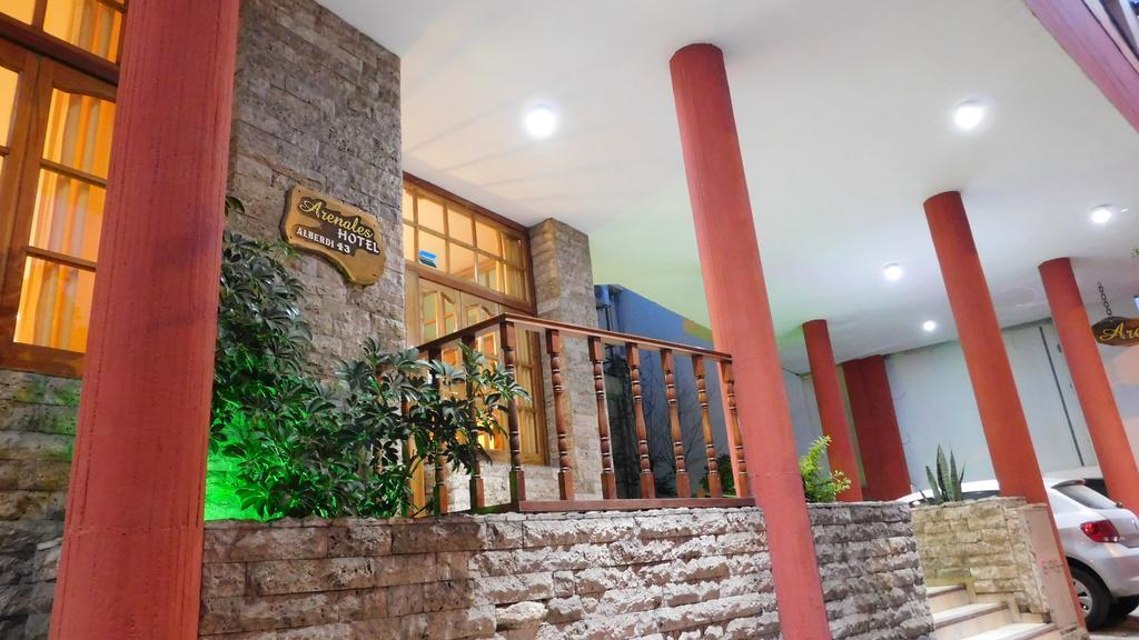 Hotel Arenales Villa Carlos Paz Bagian luar foto