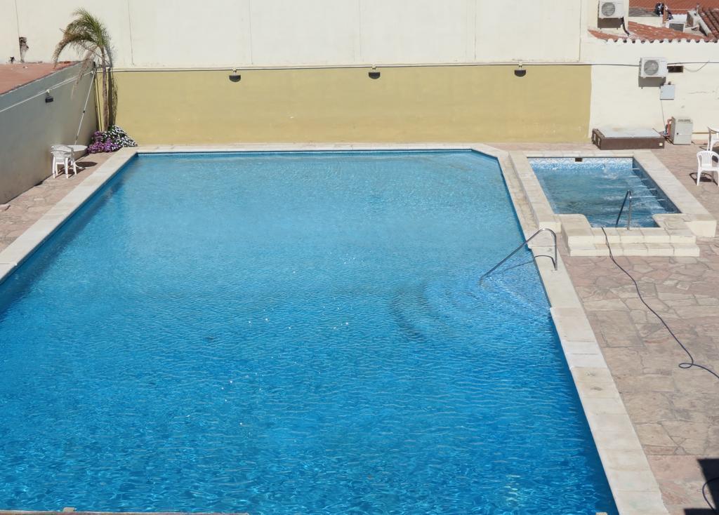 Hotel Arenales Villa Carlos Paz Bagian luar foto