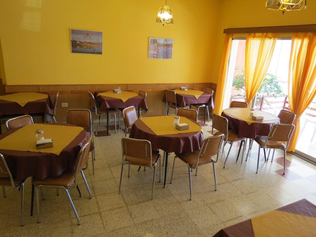 Hotel Arenales Villa Carlos Paz Bagian luar foto